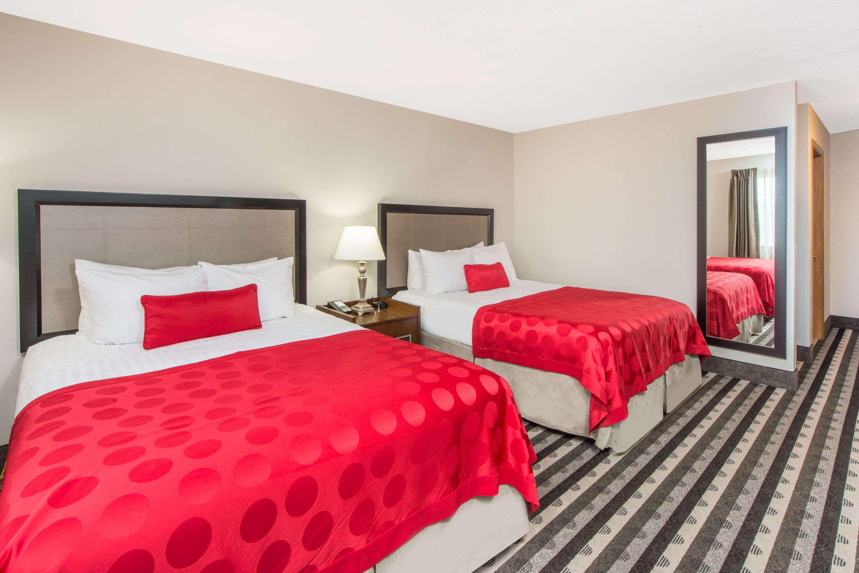 Hotel Ramada By Wyndham Springfield North Zewnętrze zdjęcie